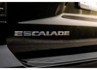 Cadillac Escalade_page-0013