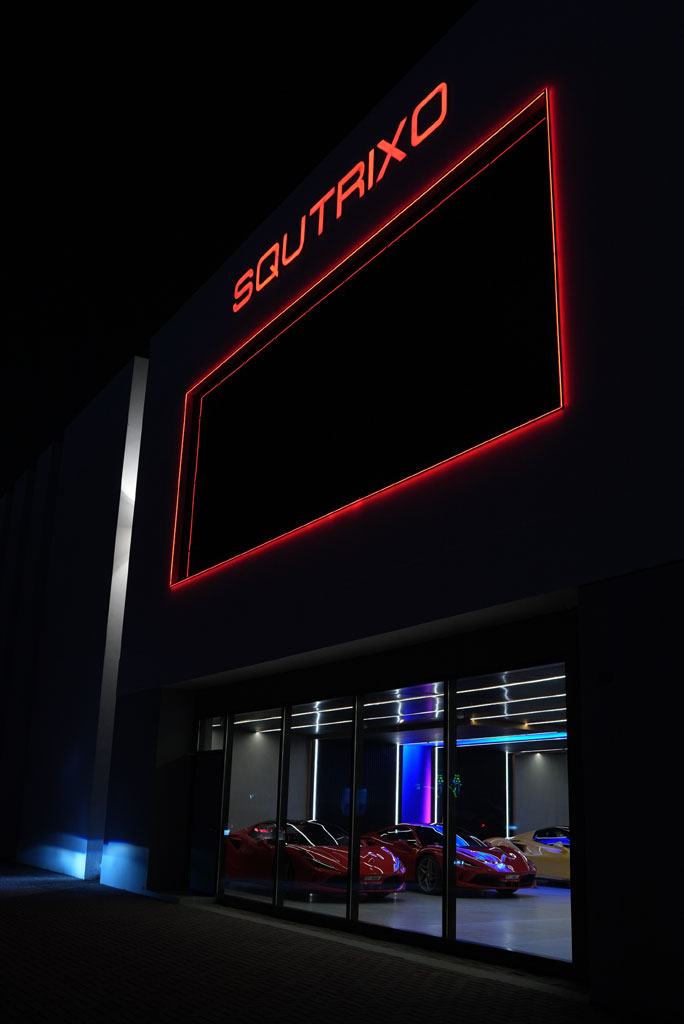 Squtrixo-Car-Rental-Show-Room