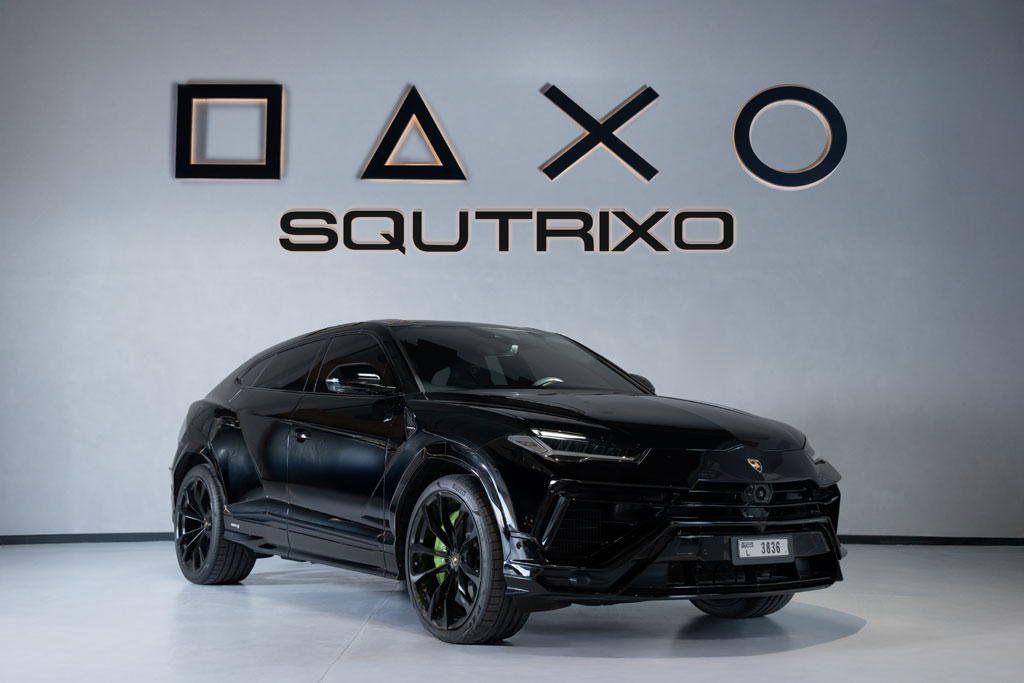 Lamborghini-Urus-Black