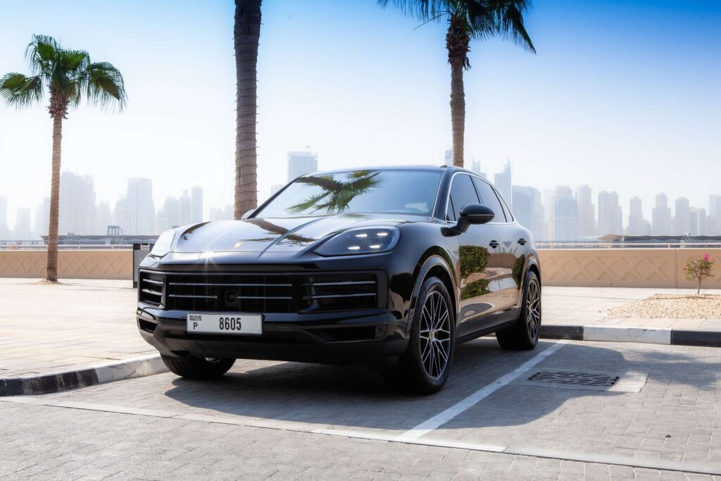 Porsche-Cayenne