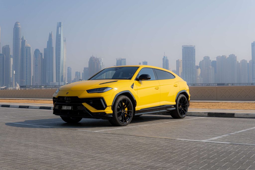 Lamborghini Urus S - yellow