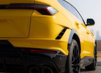 Lamborghini Urus S - yellow